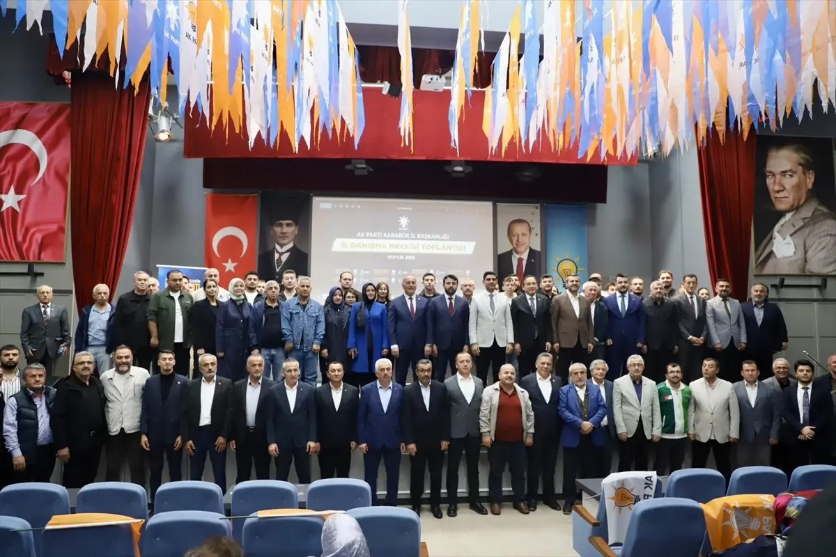 AK Parti Karabük’te Danışma Toplantısı Yapıldı
