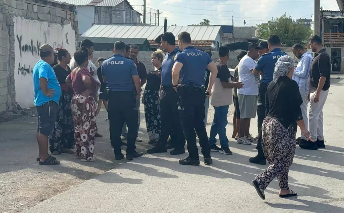 Antalya’da İki Aile Arasında Silahlı Kavga: 2 Yaralı