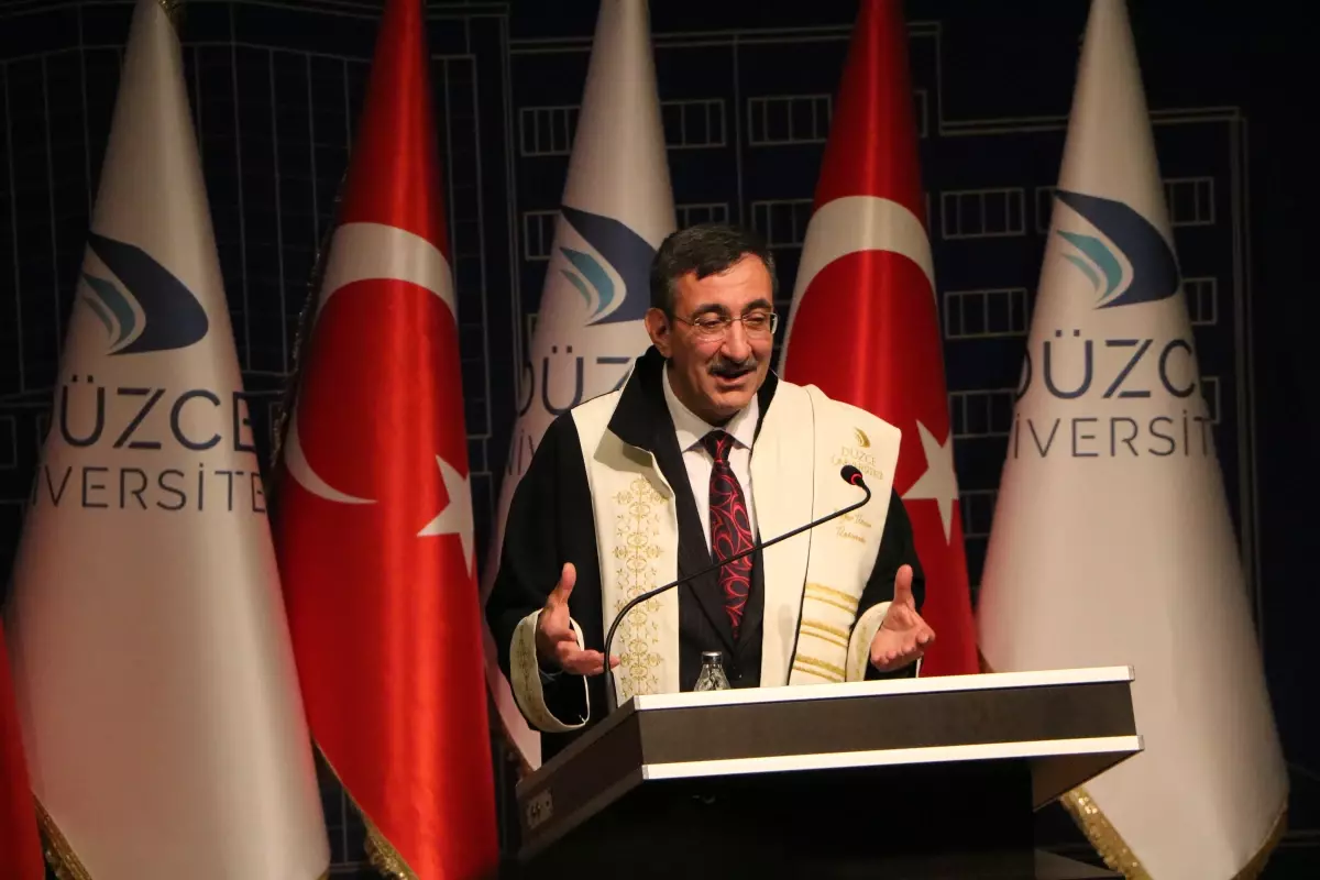 cevdet yilmazdan duzce universitesinde firsat esitligi vurgusu 2OxpZPjP.jpg