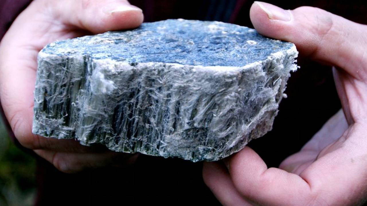 Kentsel dönüşümde gizli tehlike: Asbest soluyoruz