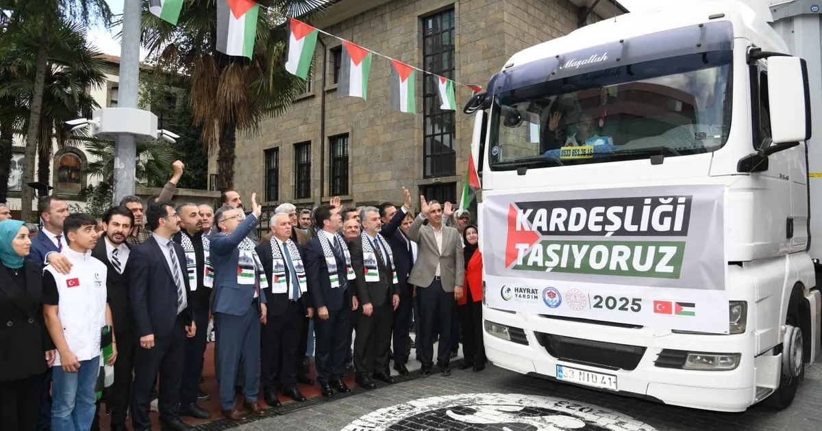 Trabzon’dan Gazze’ye 250 tonluk kardeşlik konvoyu