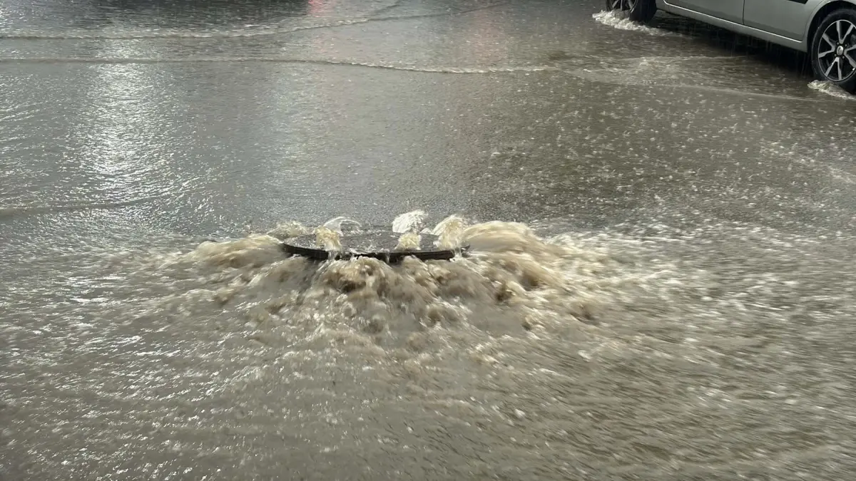 Bodrum’da Sağanak Yağmur Hayatı Vurdu