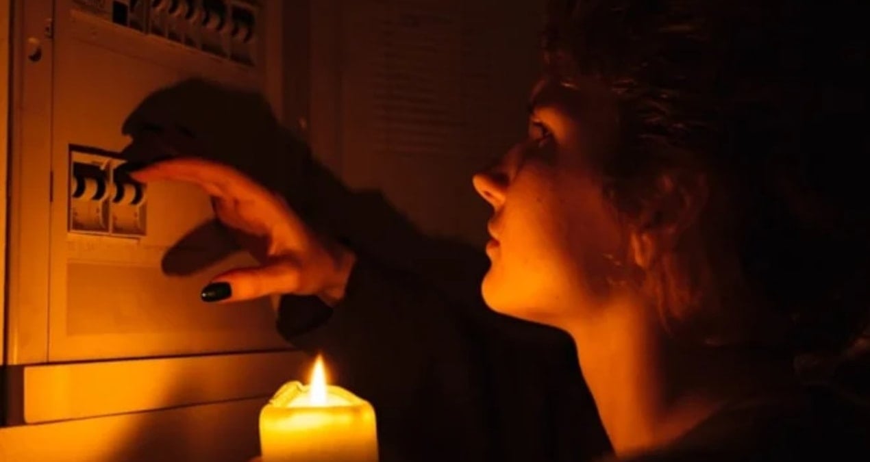 İstanbul’da bugün onlarca semt karanlığa gömülecek