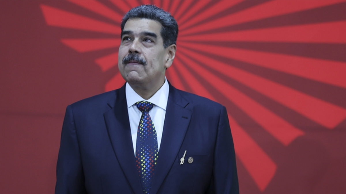 Venezuela 5 bin 600 yeminli askerin orduya katıldığını duyurdu