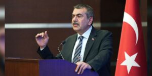 milli-egitim-bakani-yusuf-tekin-yeni-ara-tatil-sistemini-acikladi-wxHzyhru.jpg