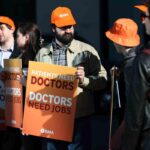 ingilterede-doktorlar-greve-gitti-bgYZuQ7E