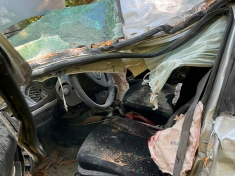 Germencikte trafik kazasi eski savci oldu esi yarali GieNYx2i